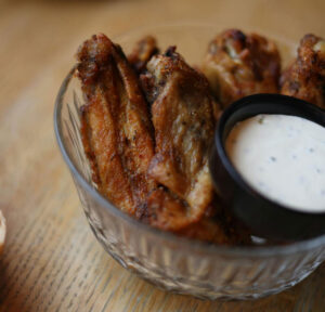 Wings & Walleye Bash